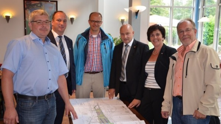 Ortstermin an der Tank- und Rastanlage Uttrichshausen West zur geplanten Erweiterung
